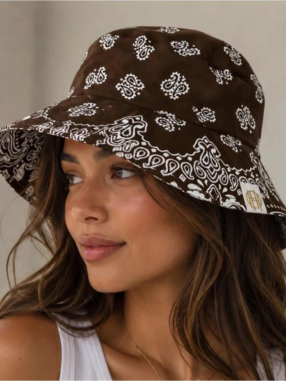 NWT HOUSE OF HARLOW 1960 WOMEN'S BANDANA PRINT BUCKET HAT- REVERSIBLE - Picture 1 of 6